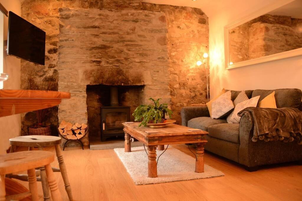 The Cottage Gairlochy Spean Bridge Ngoại thất bức ảnh